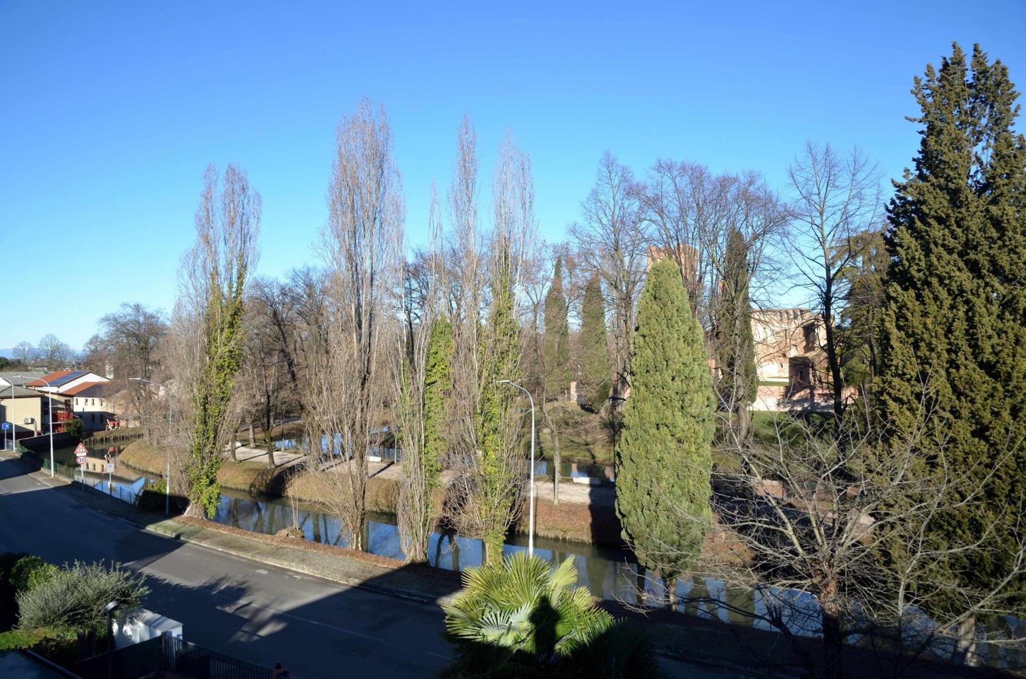Apartment Due Torri Terrace Noale